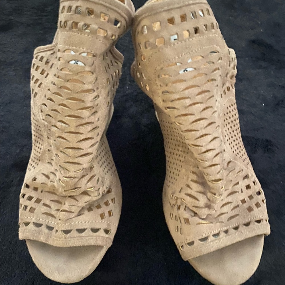 Suede Platform 8.5 womens